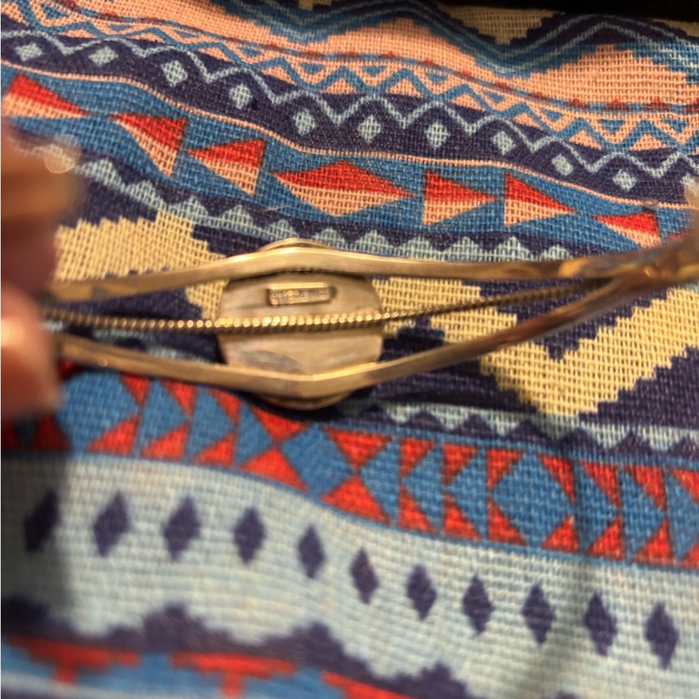 Sterling silver pink conch cuff - Picture 5 of 9